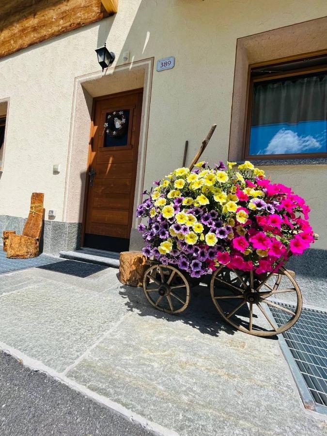 Chalet Sunshine Livigno Exteriör bild